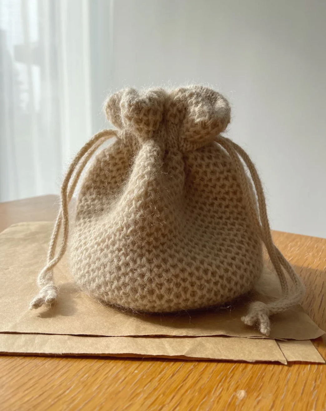 Honey Bucket Bag - PetiteKnit Strickanleitung