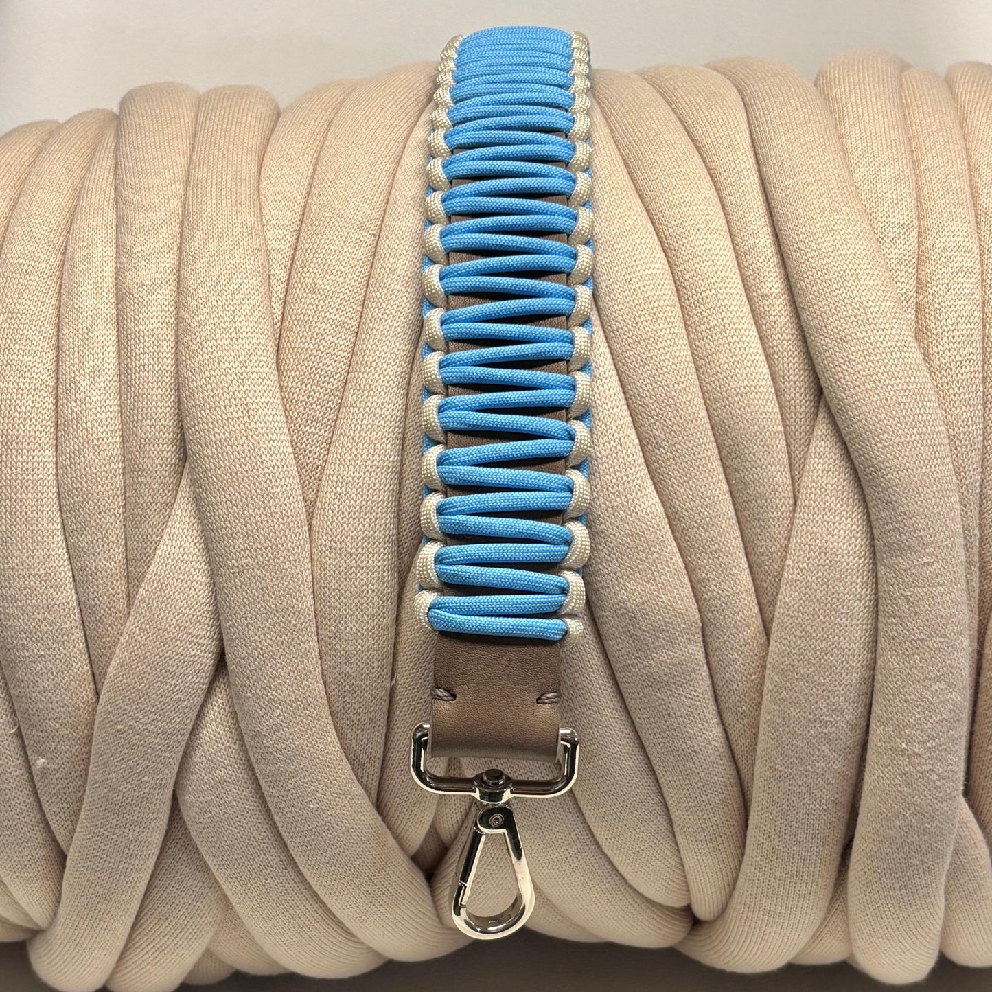 Ledergurt mit Paracord von Louisa & Zoe in vielen Farben