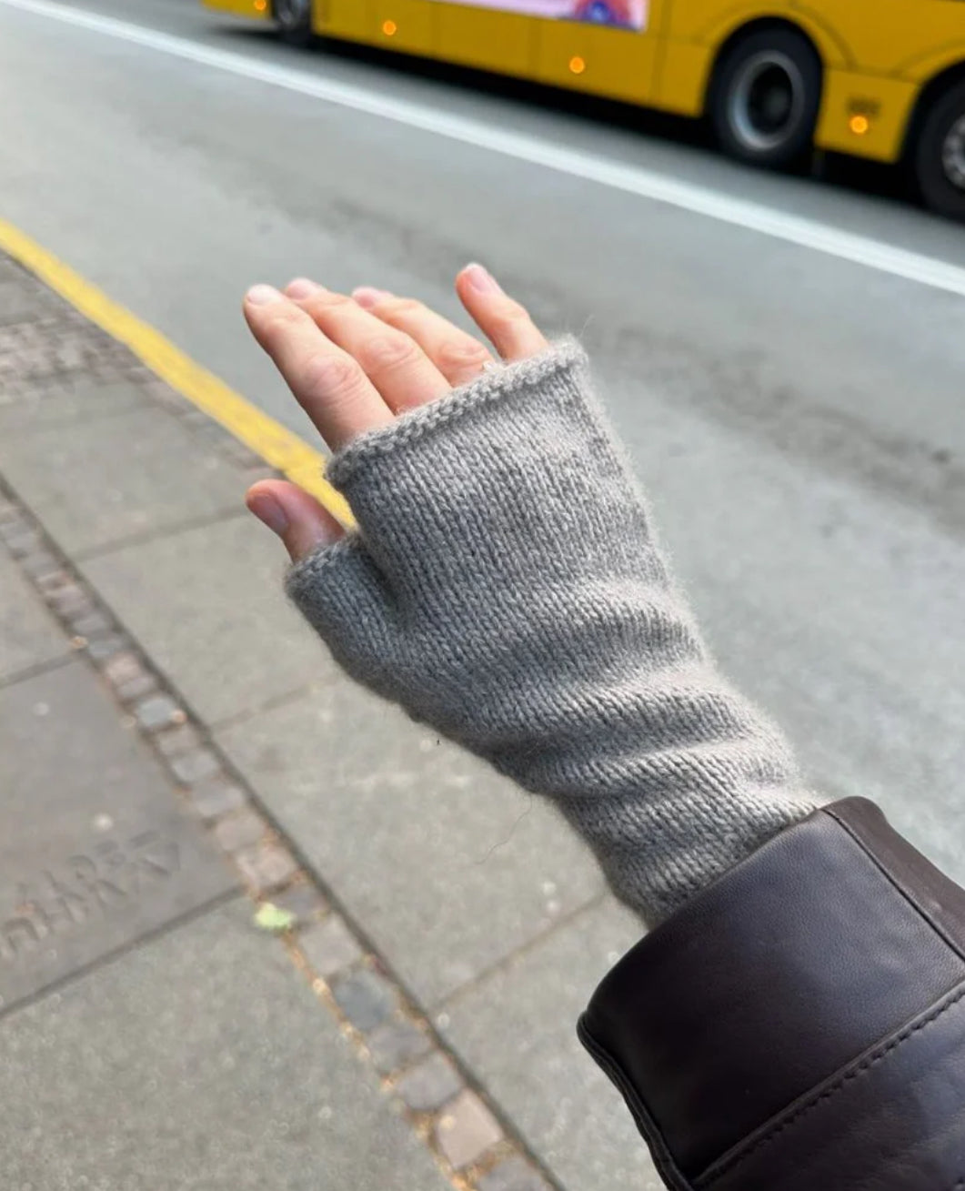 Penny Gloves - PetiteKnit Strickanleitung