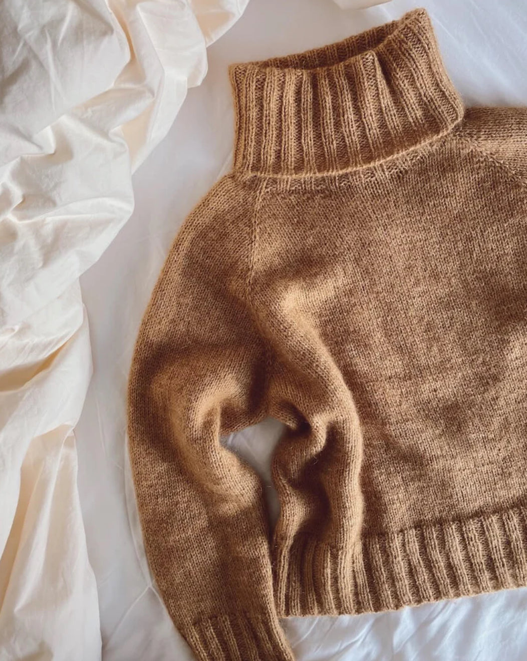 Caramel Sweater - PetiteKnit knitting pattern