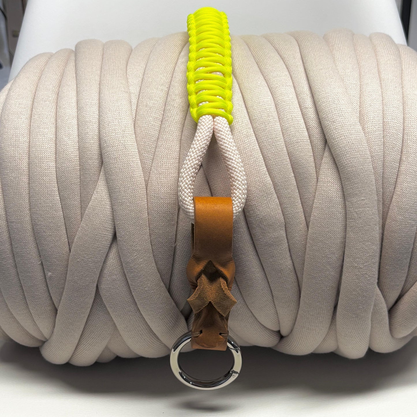 Schultergurt Twist von Louisa Zoe
