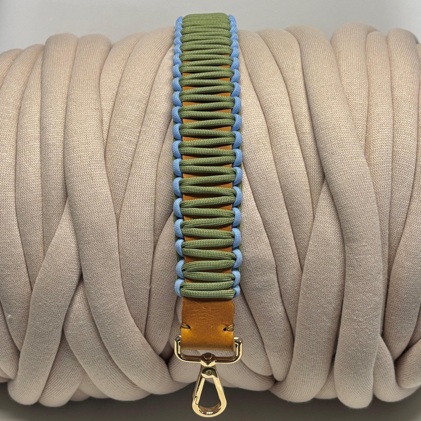 Ledergurt mit Paracord von Louisa & Zoe in vielen Farben