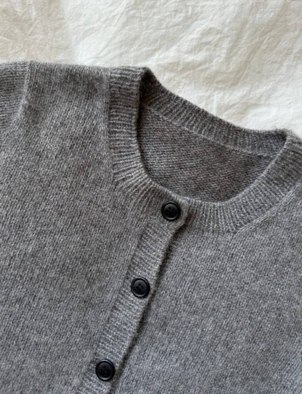 Maggie Cardigan - PetiteKnit Strickanleitung