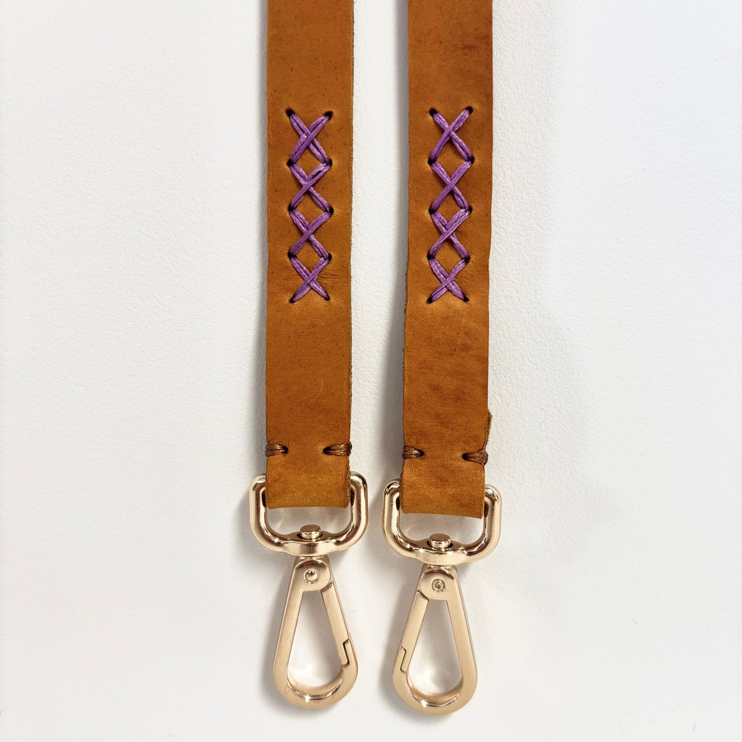 Taschen-Ledergurte mit Stitching von Louisa & Zoe