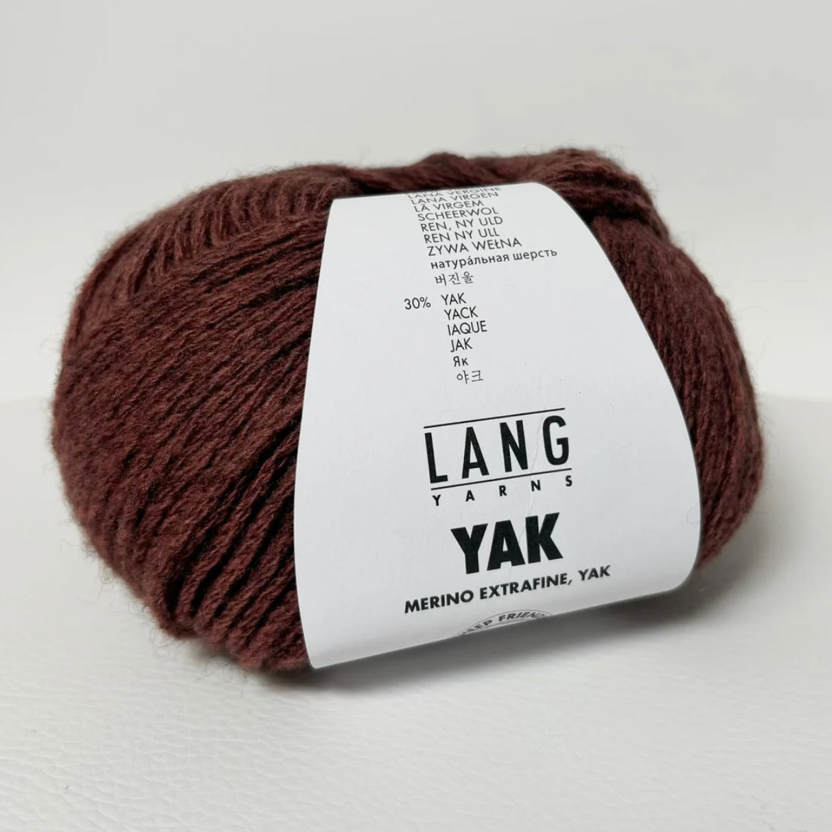 YutakaHat von Cozyknits Strickpaket aus Yak von Lang Yarns