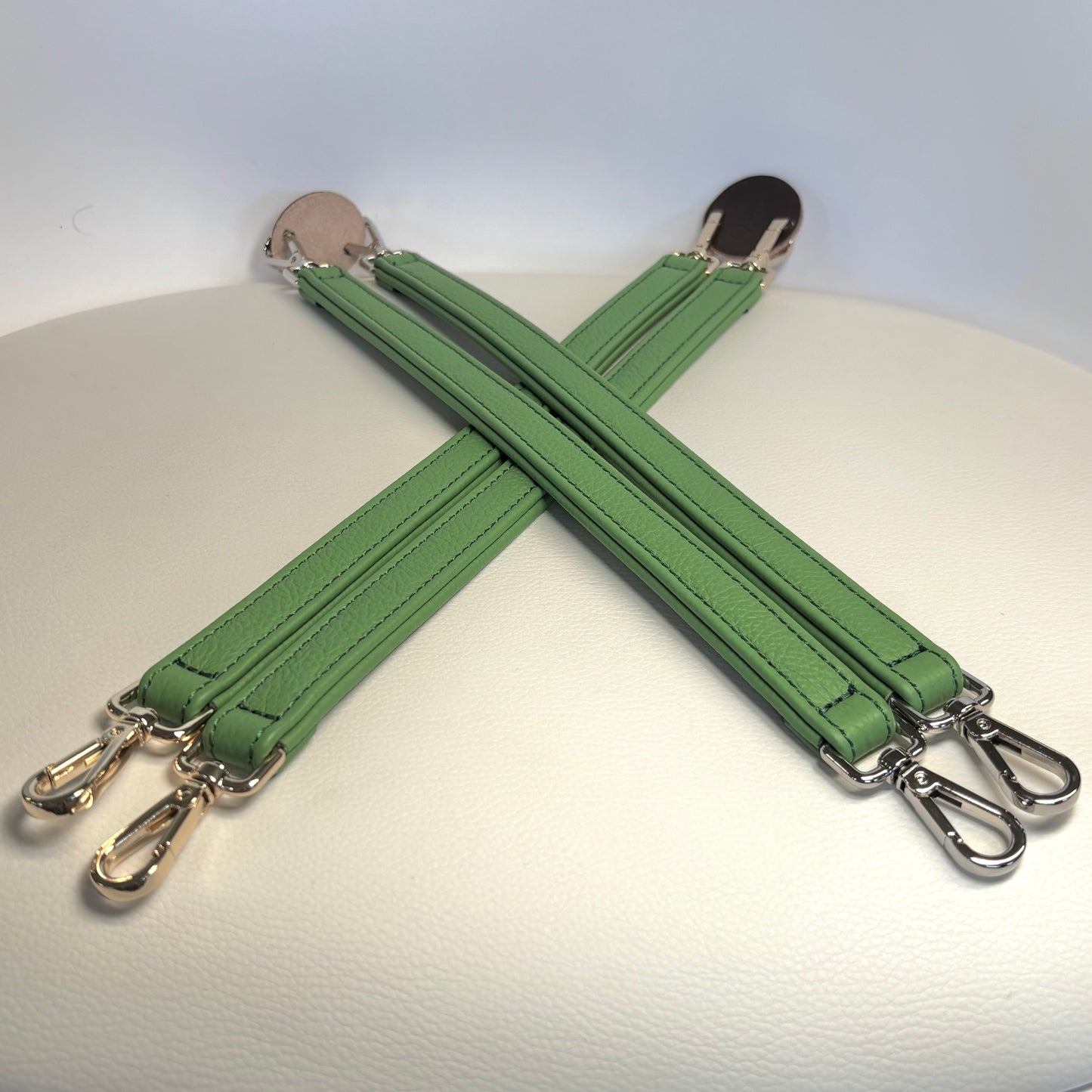 Ledergriffe von OSDesign, handgenäht in vielen Farben