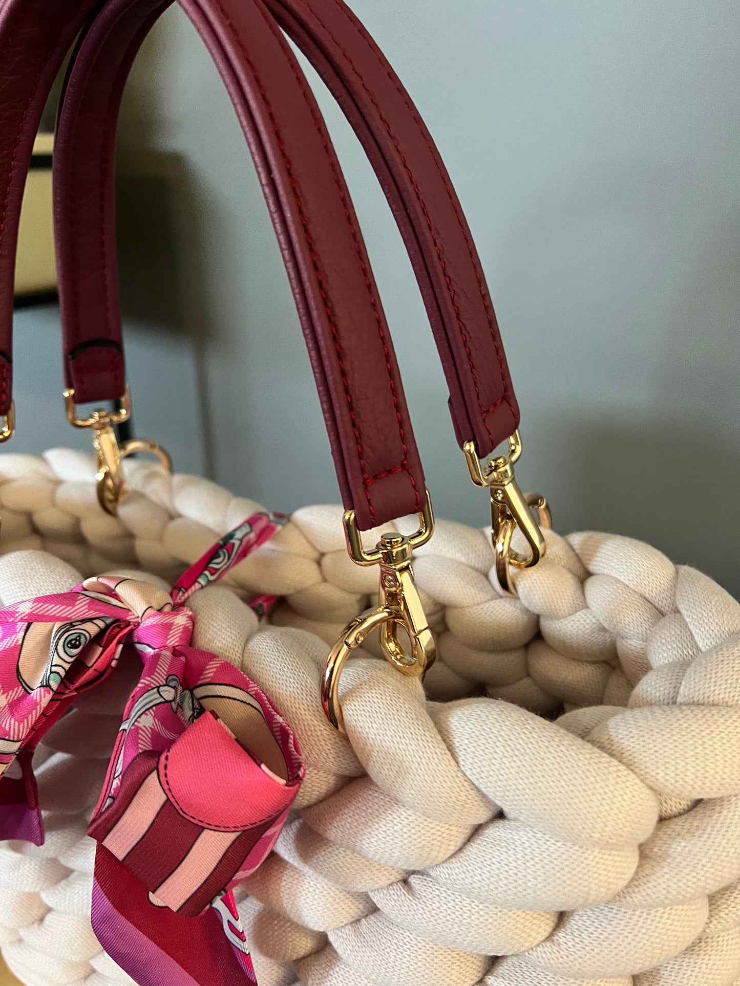 Chunky knit bag Classic M with leather handles by OSDesign