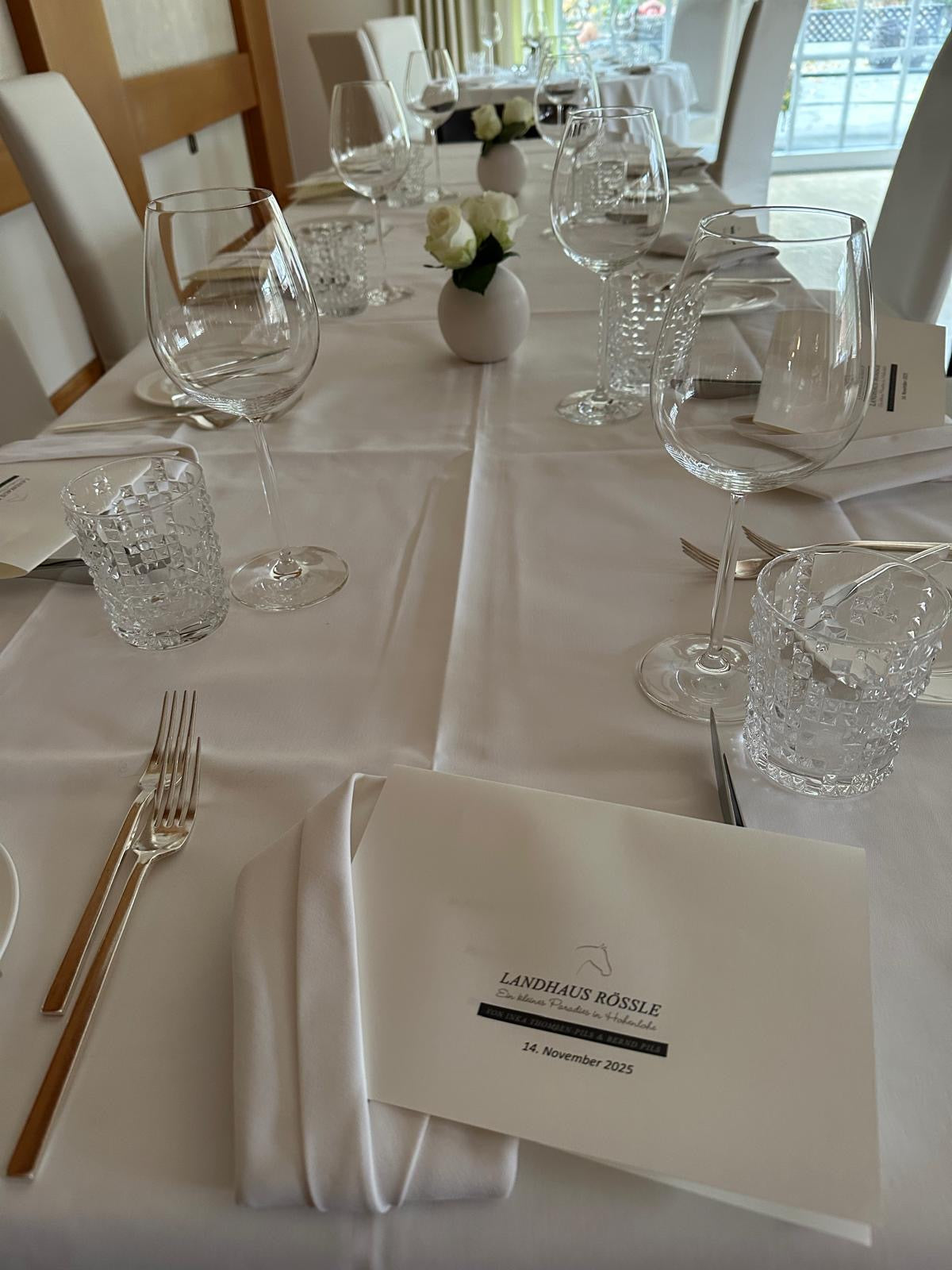 VIP-Dinner am Samstag, dem 7. März um 18:30 Uhr im Landhaus Rössle (mit Cashmere Air-Pop up)