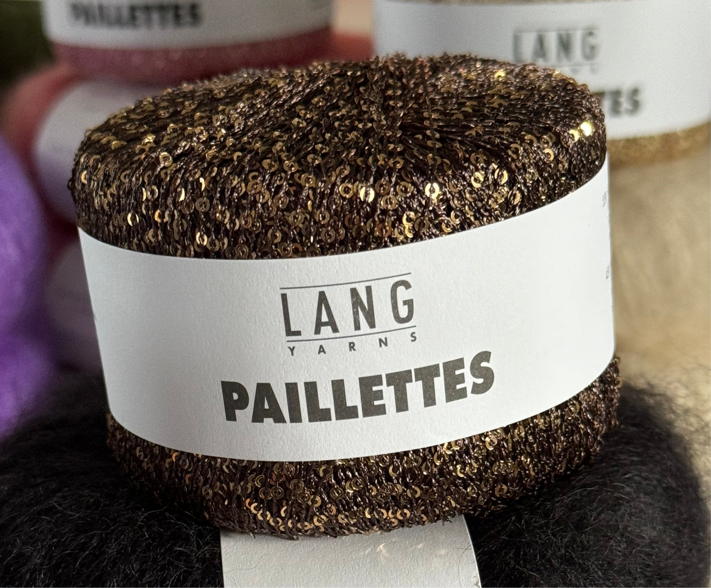 „Paillettes“ von Lang Yarns