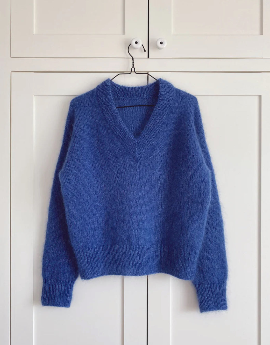 Stockholm Sweater V-Ausschnitt - PetiteKnit Strickanleitung