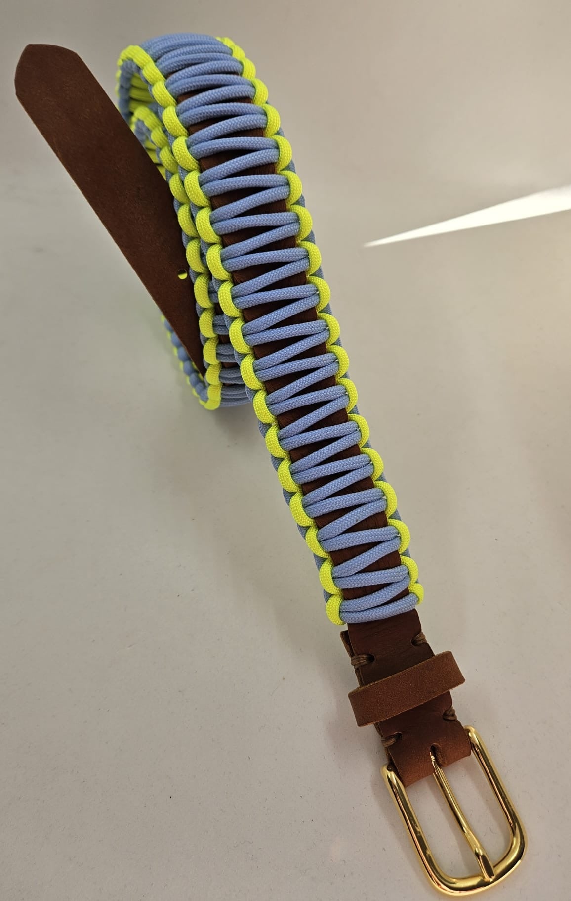 Ledergürtel mit Paracord