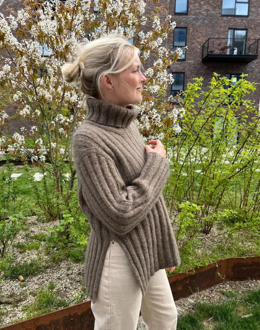 Hazel Sweater - PetiteKnit Strickanleitung
