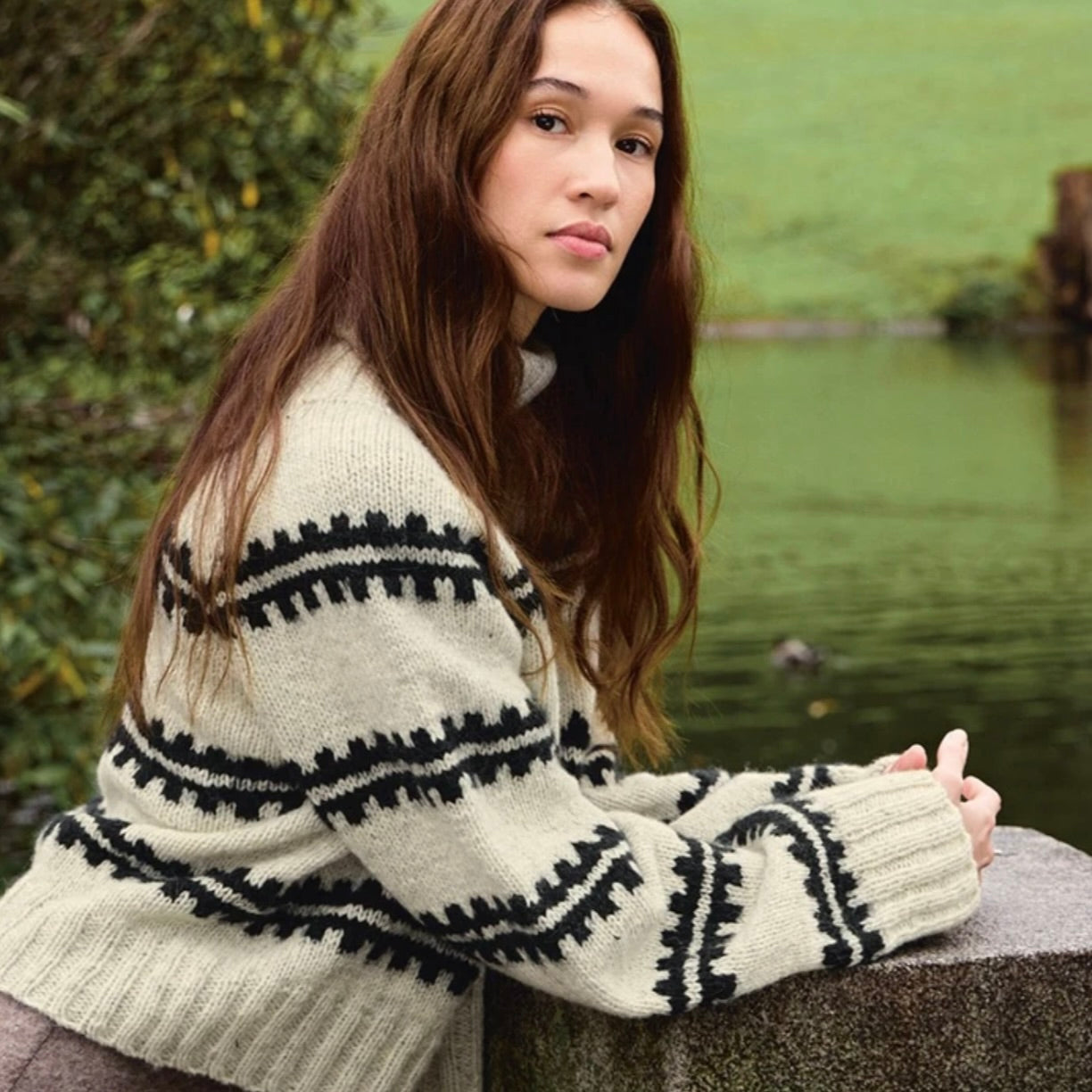 Ridge Sweater Atlas Edition  - Strickanleitung Sandnes, gedruckt als Heft