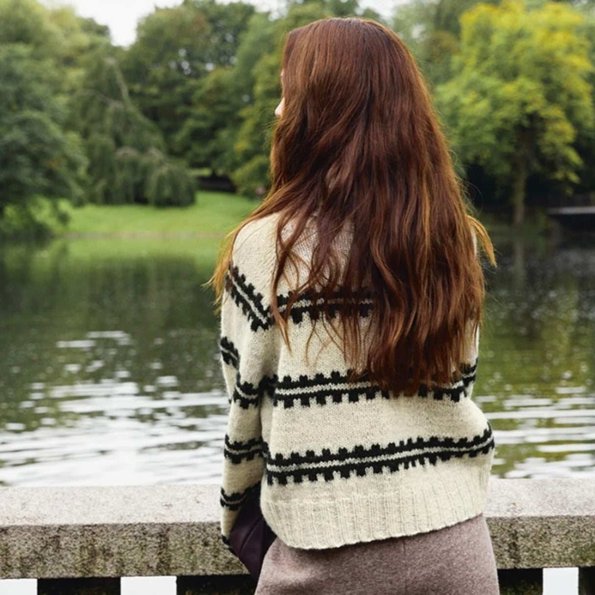 Ridge Sweater Atlas Edition  - Strickanleitung Sandnes, gedruckt als Heft