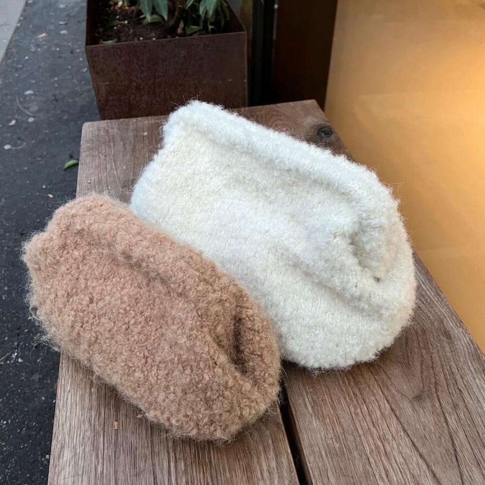Teddy Clutch von Petiteknit - gedruckte Anleitung