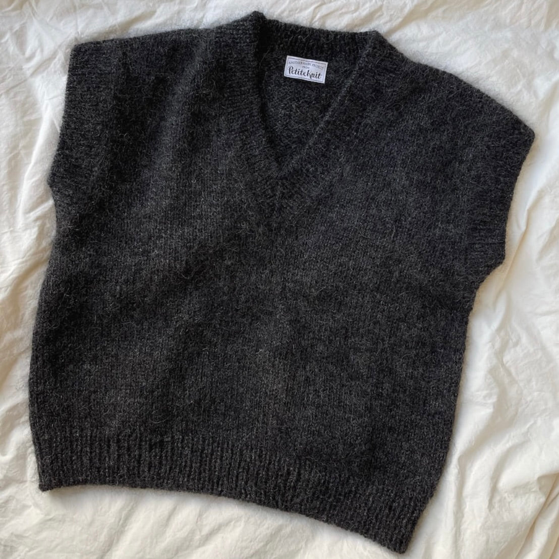 Weekend Pullunder V-Neck - Petiteknit Strickanleitung - Deutsch