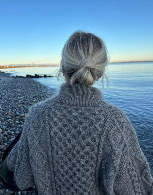 Dagmar Zipper Sweater - PetiteKnit Strickanleitung