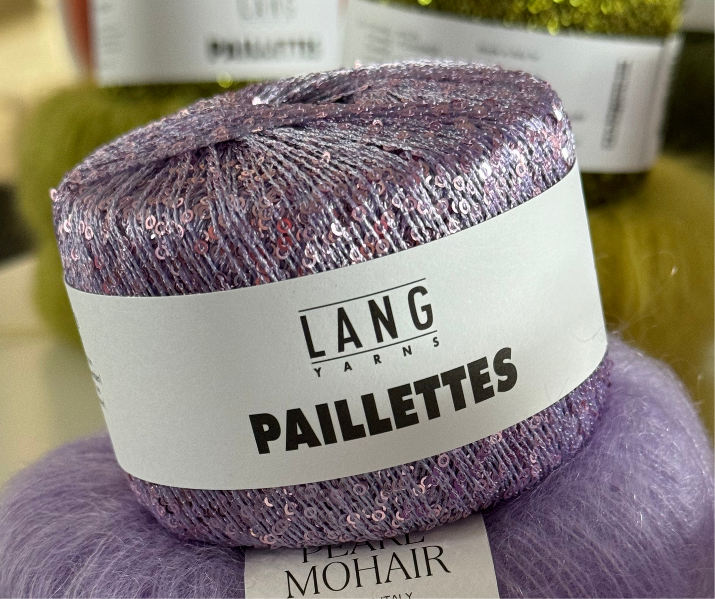 „Paillettes“ von Lang Yarns