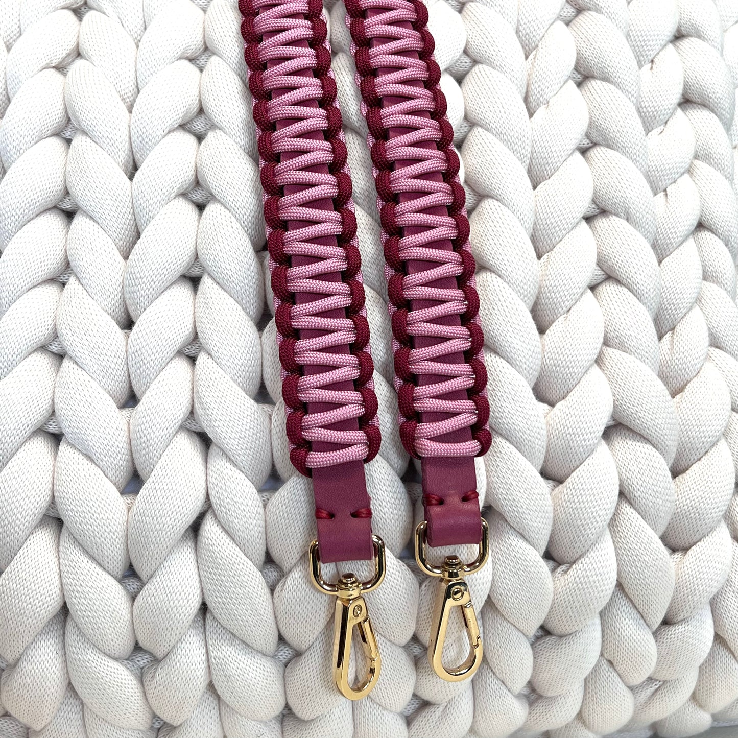 Paracord-Ledergriffe von Louisa & Zoe