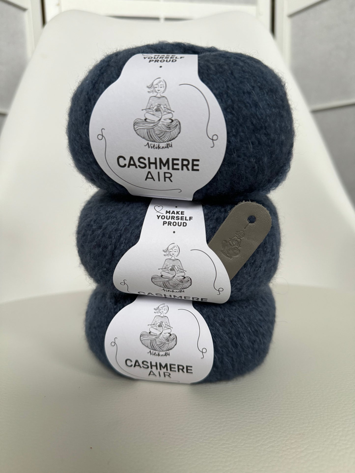 Nitis Cashmere-Mütze als Strickpaket