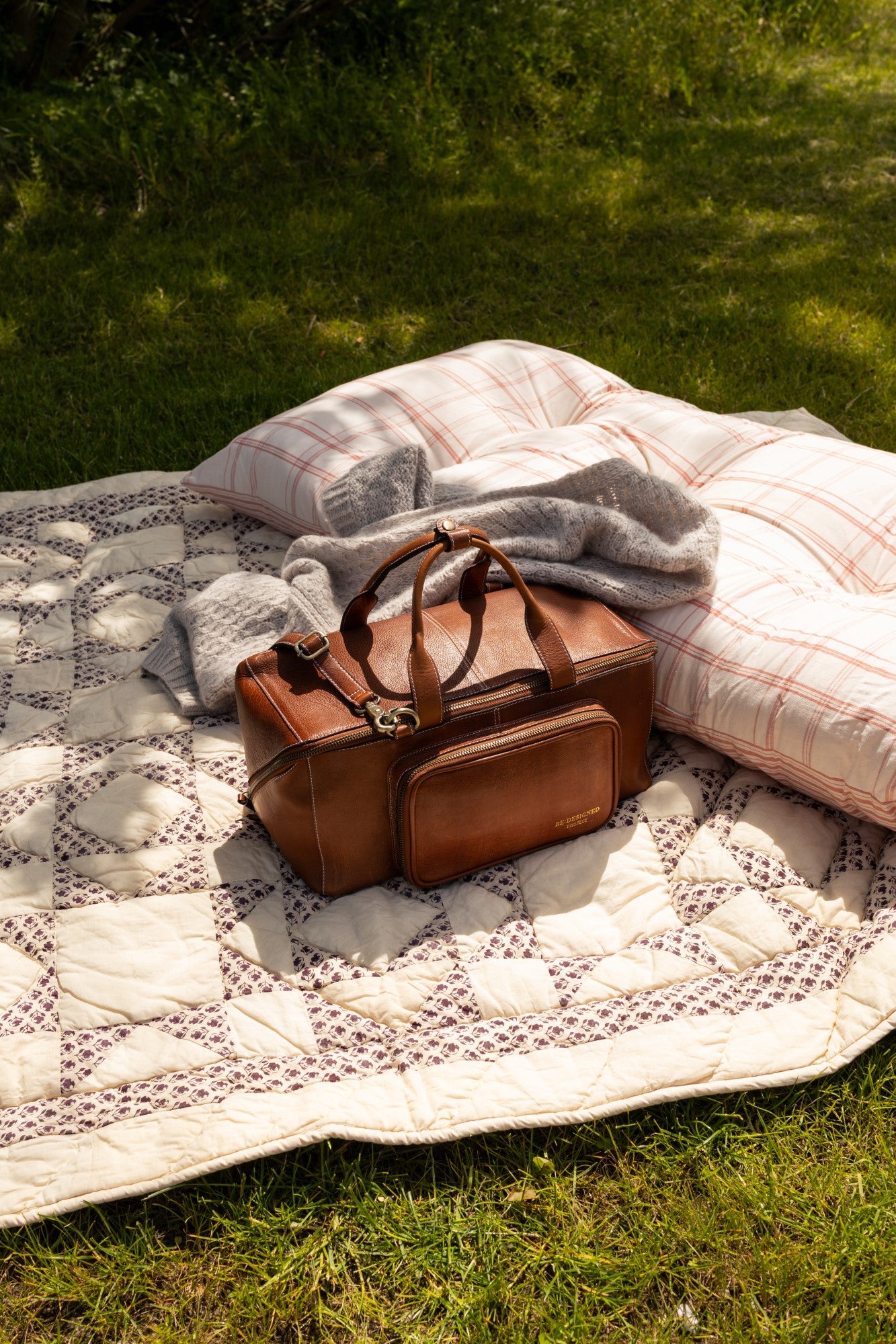 RE:Designed Project 105 Geräumige Projekttasche mit Außentasche und Schultergurt