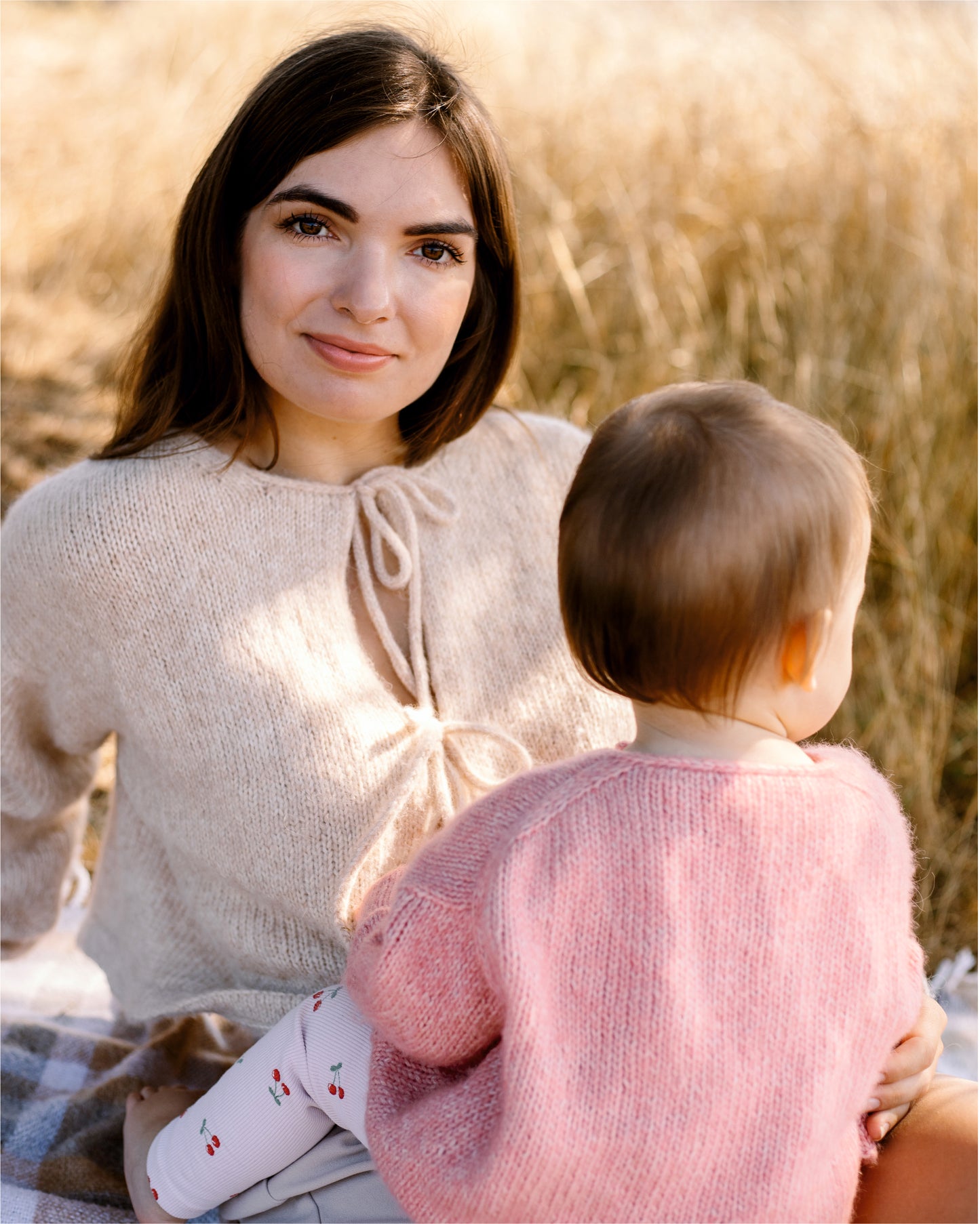 Buch "Mirror Knits: One for Mini, One for Me" von Ann-Kathrin Stoll