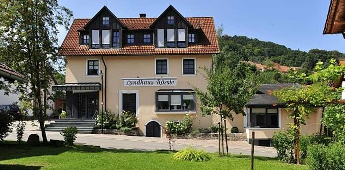 VIP-Dinner am Samstag, dem 7. März um 18:30 Uhr im Landhaus Rössle (mit Cashmere Air-Pop up)
