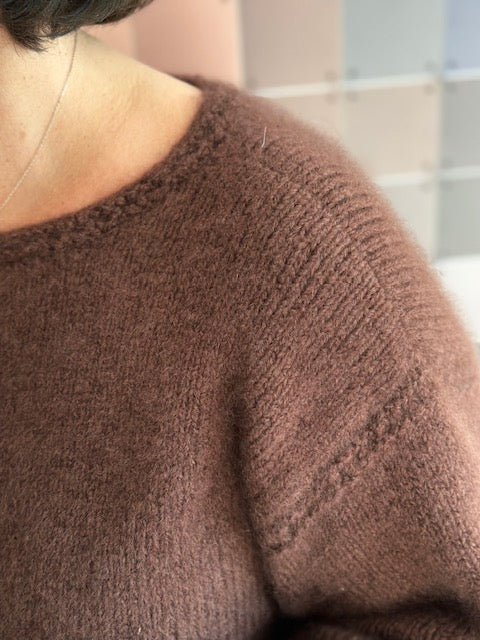 Cashmere Pulli mit Lochblende "Brownie" - Gratisanleitung